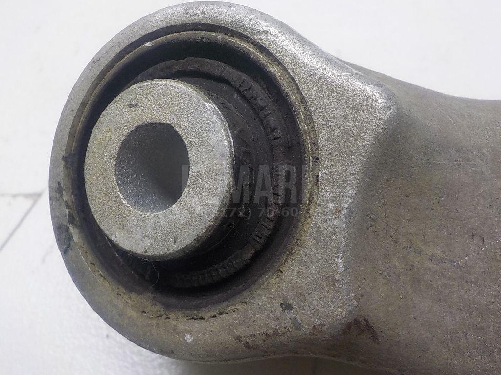 Рычаг задний верхний левый