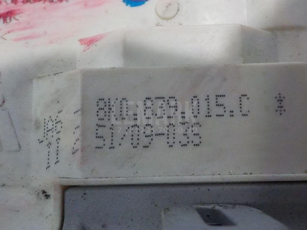 Замок двери задней левой