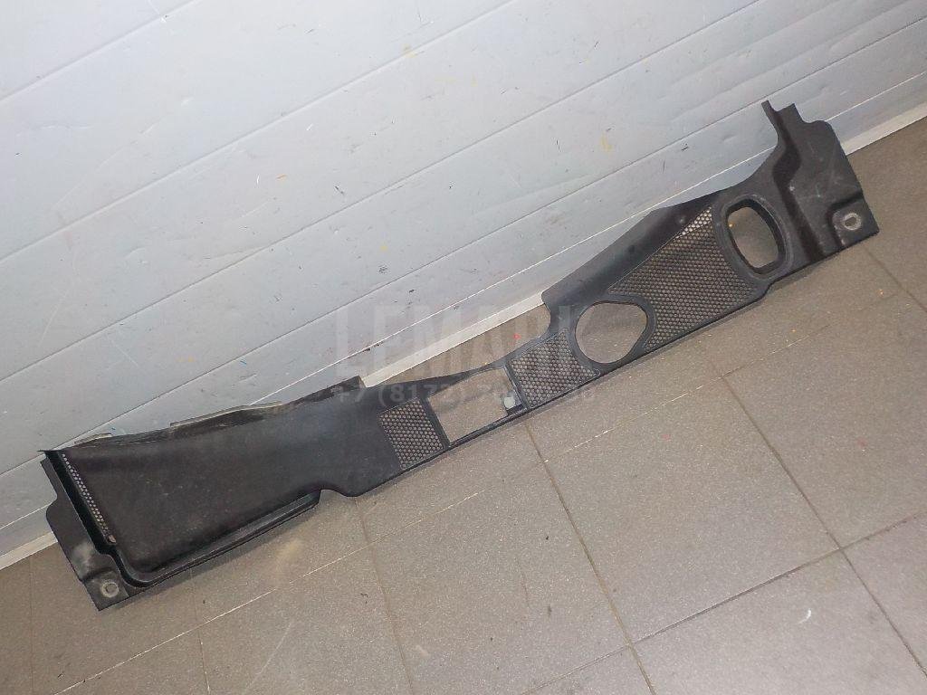 Решетка стеклооч. (планка под лобовое стекло)