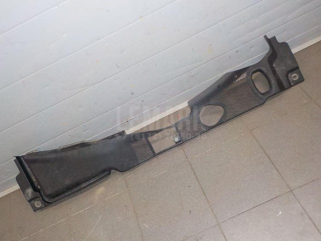 Решетка стеклооч. (планка под лобовое стекло)