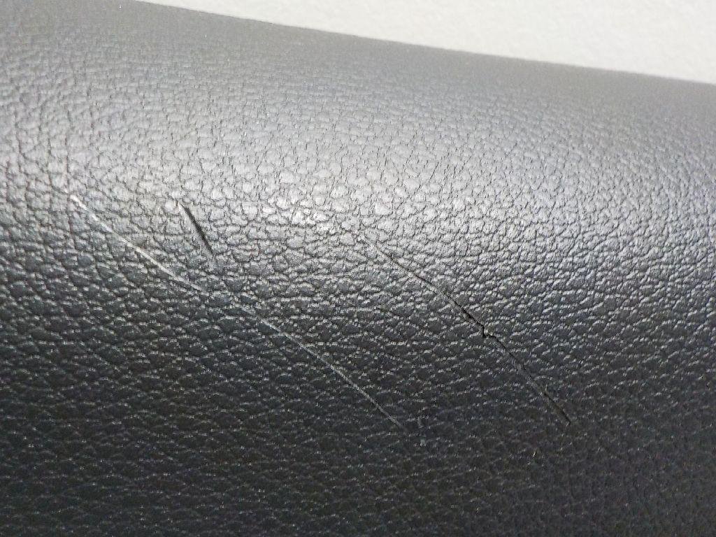 Обшивка двери багажника