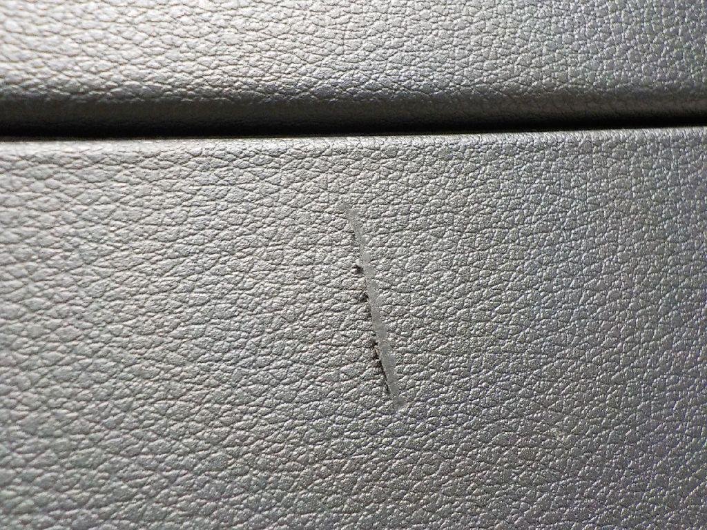 Обшивка двери багажника