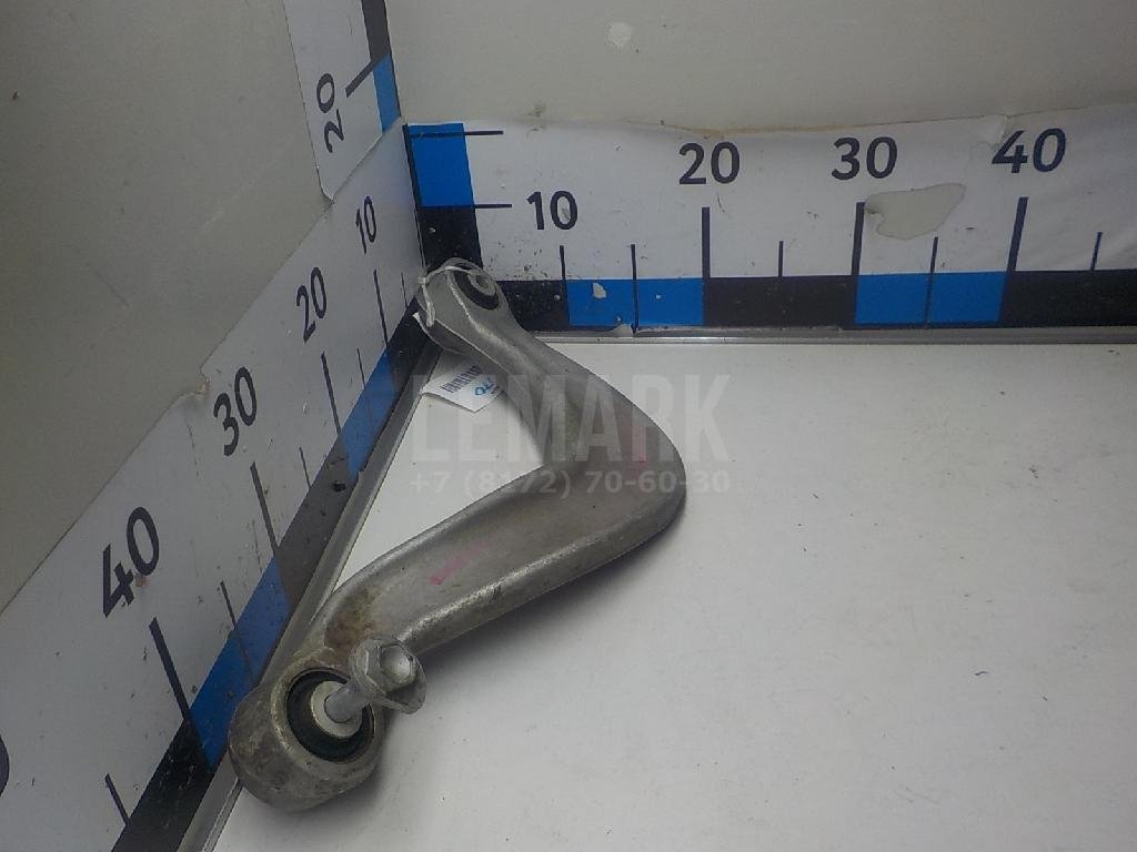 Рычаг задний верхний левый