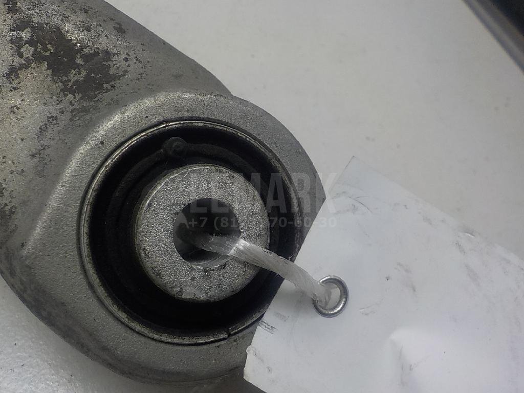 Рычаг задний верхний левый