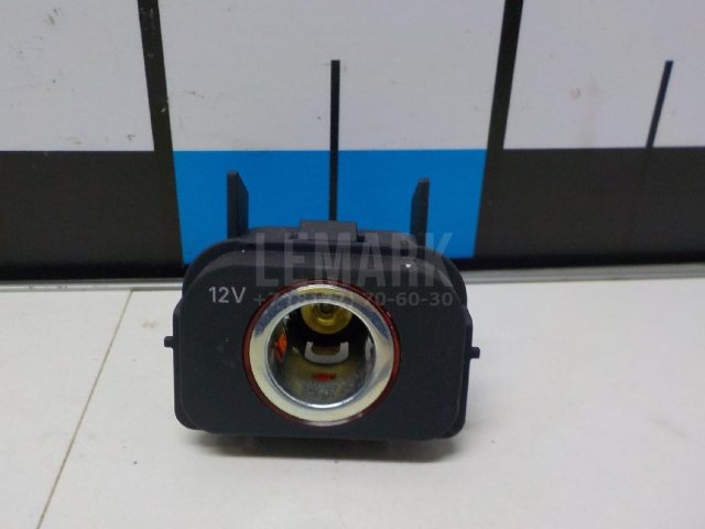 Гнездо прикуривателя