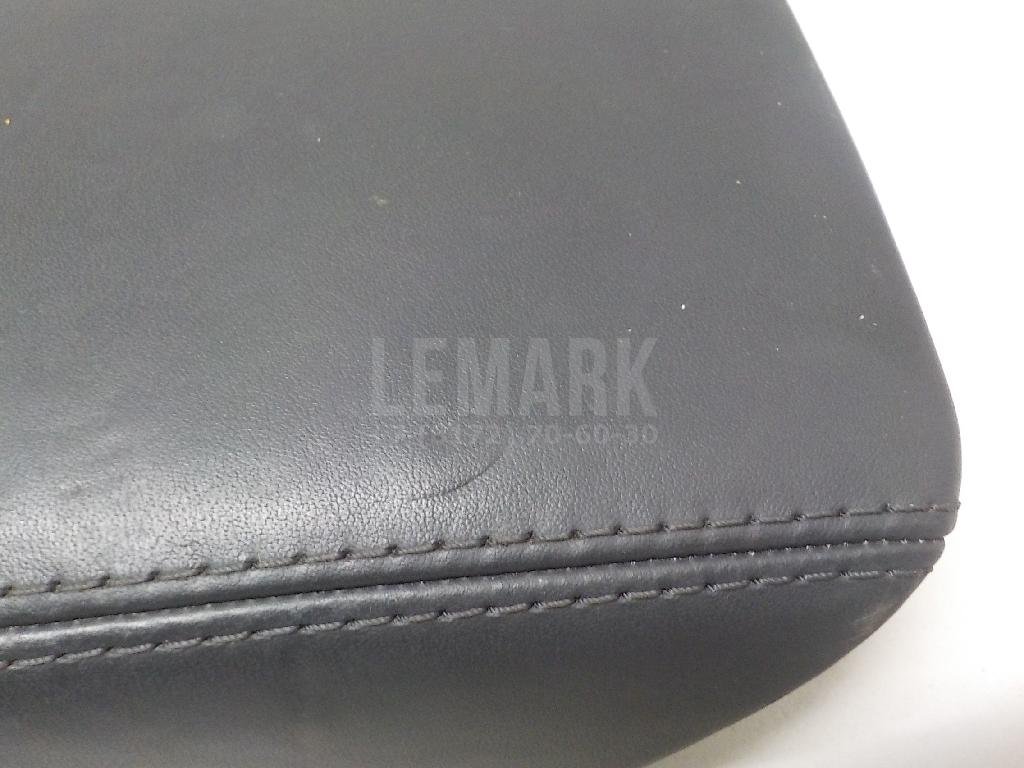 Подлокотник