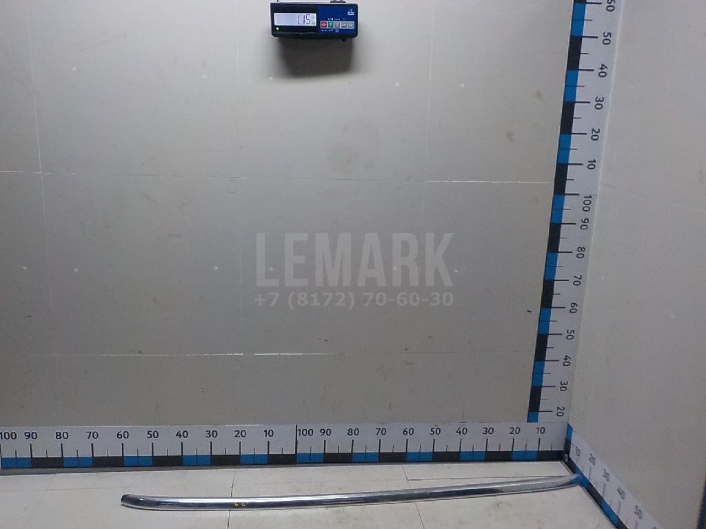 Рейлинг правый (планка на крышу)