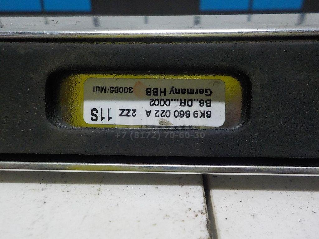 Рейлинг правый (планка на крышу)