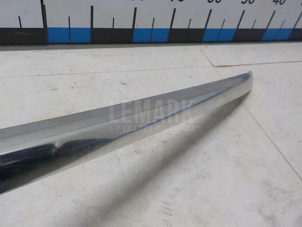 Рейлинг правый (планка на крышу)