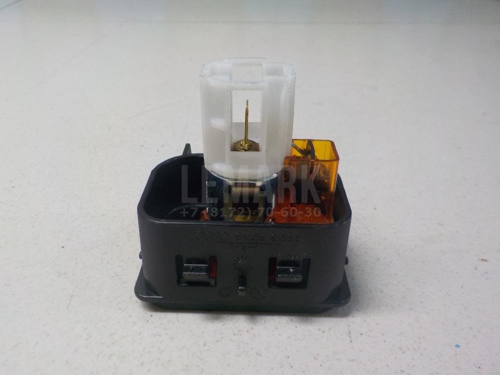 Гнездо прикуривателя