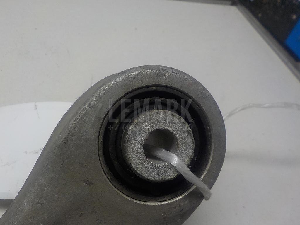 Рычаг задний верхний левый