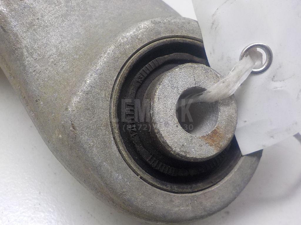 Рычаг задний верхний левый