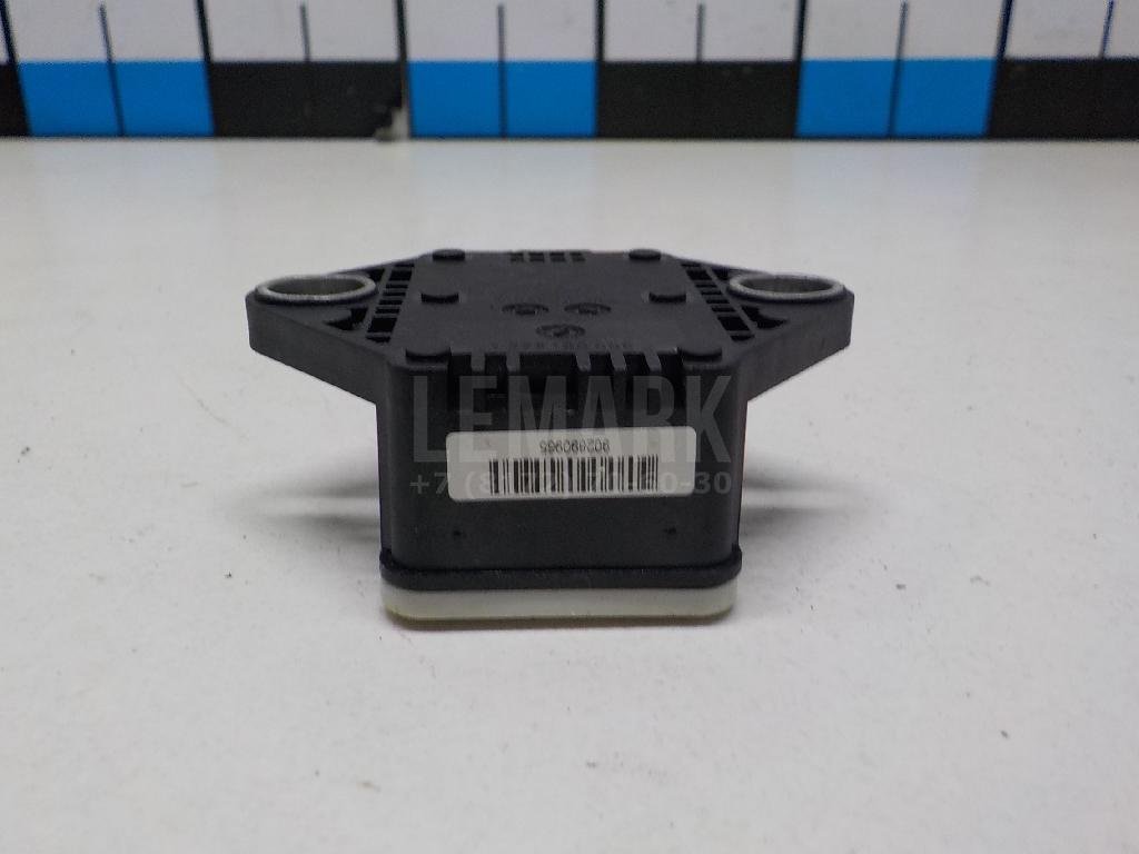 Датчик ускорения