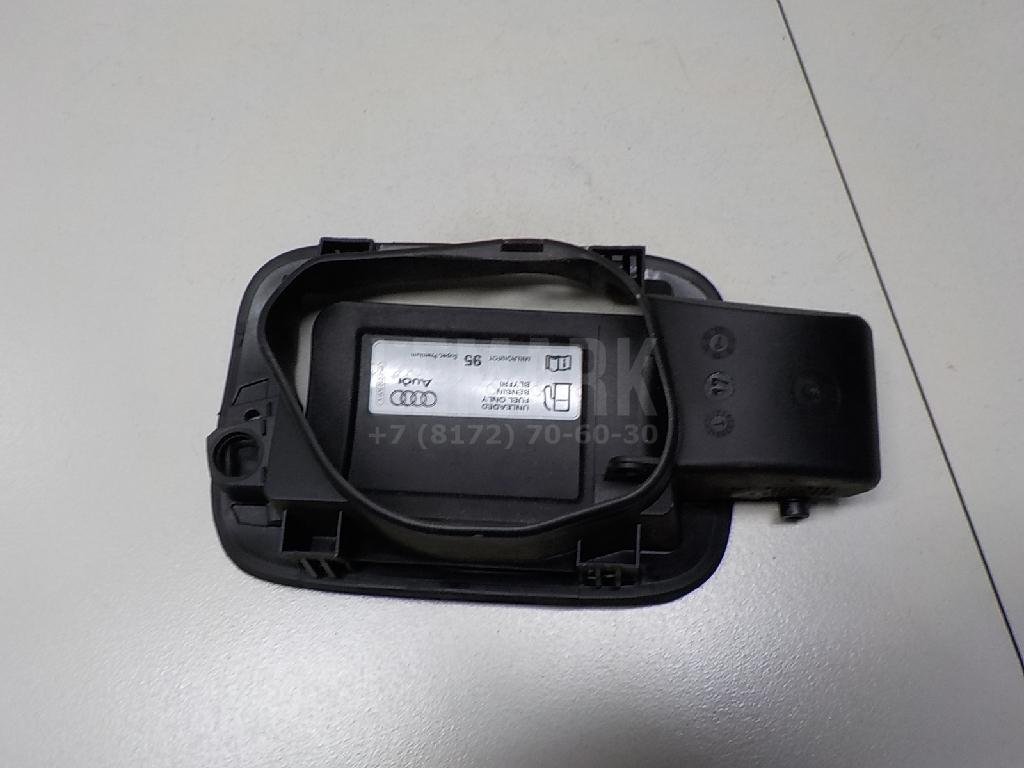 Ниша лючка бензобака