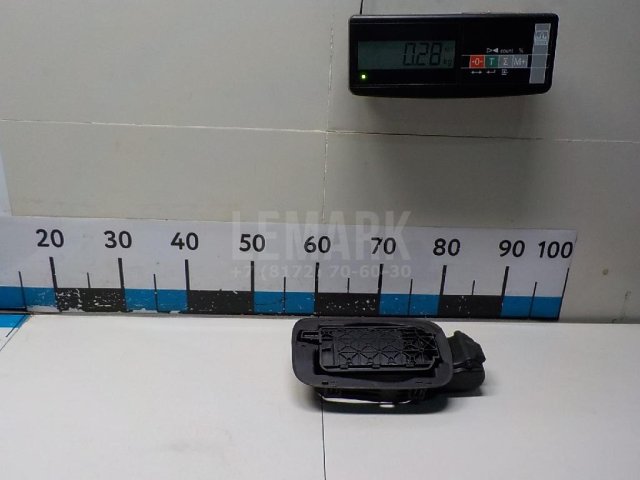 Ниша лючка бензобака