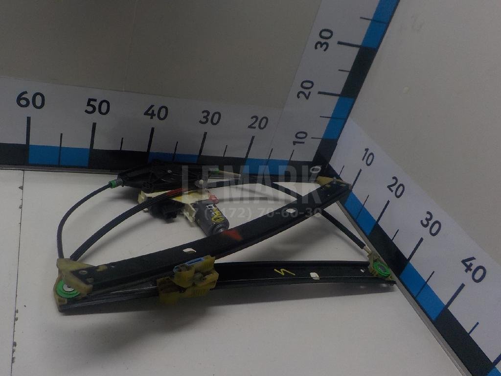 Стеклоподъемник электр. передний левый