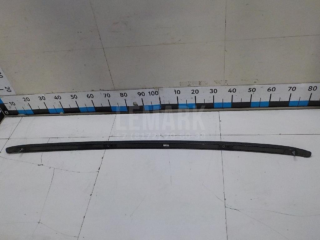 Рейлинг левый (планка на крышу)