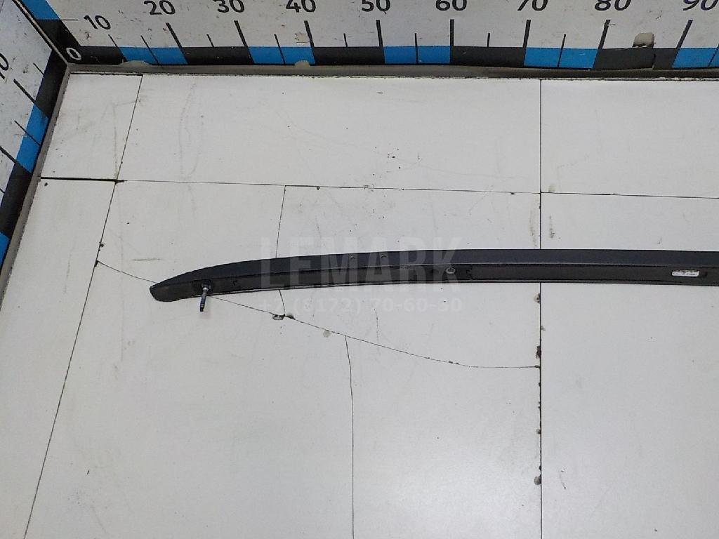 Рейлинг правый (планка на крышу)