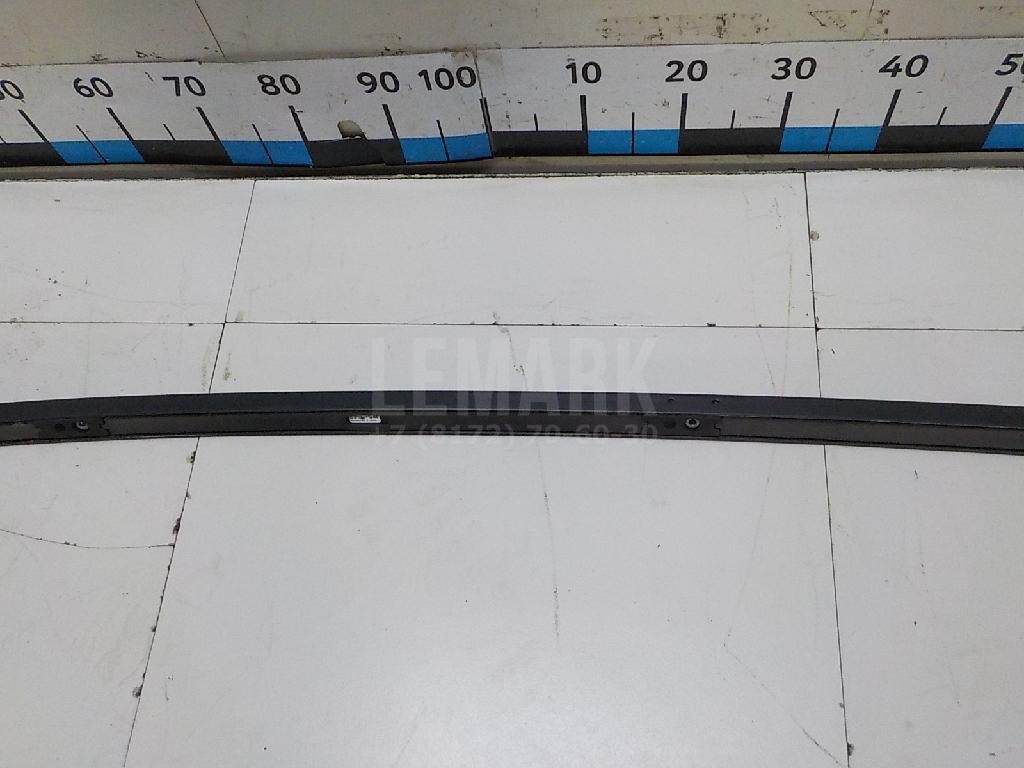 Рейлинг правый (планка на крышу)