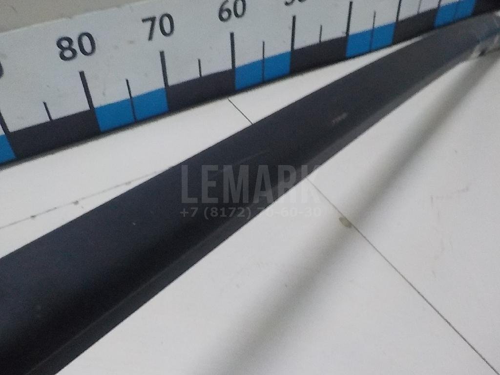 Рейлинг правый (планка на крышу)