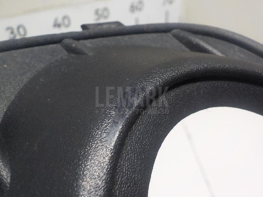 Решетка в бампер правая