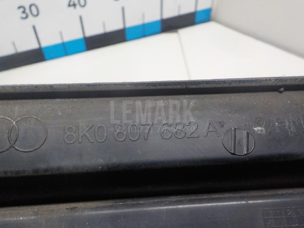 Решетка в бампер правая