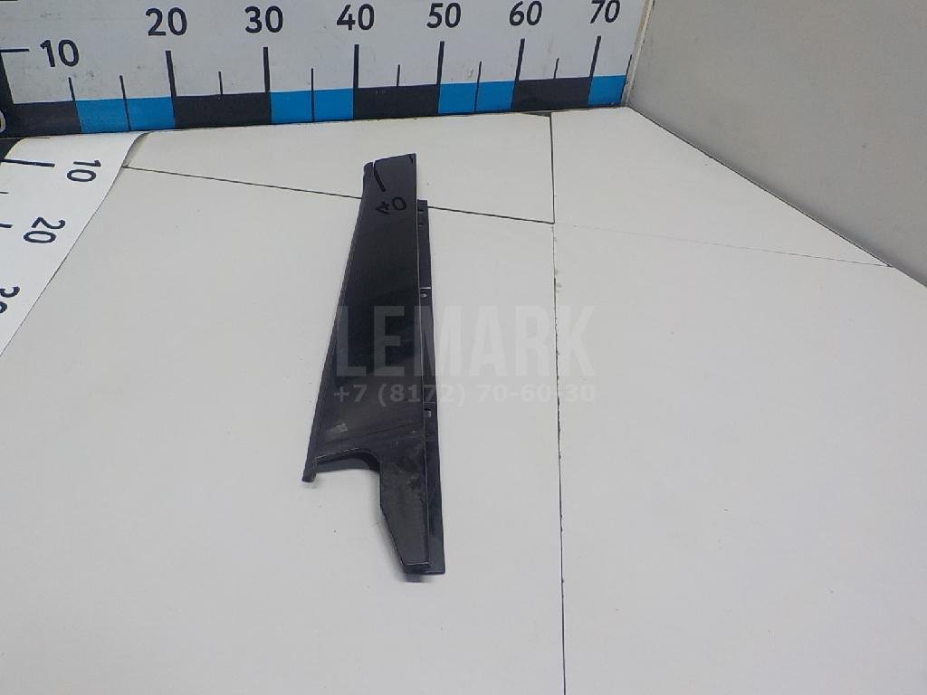 Накладка двери задней левой