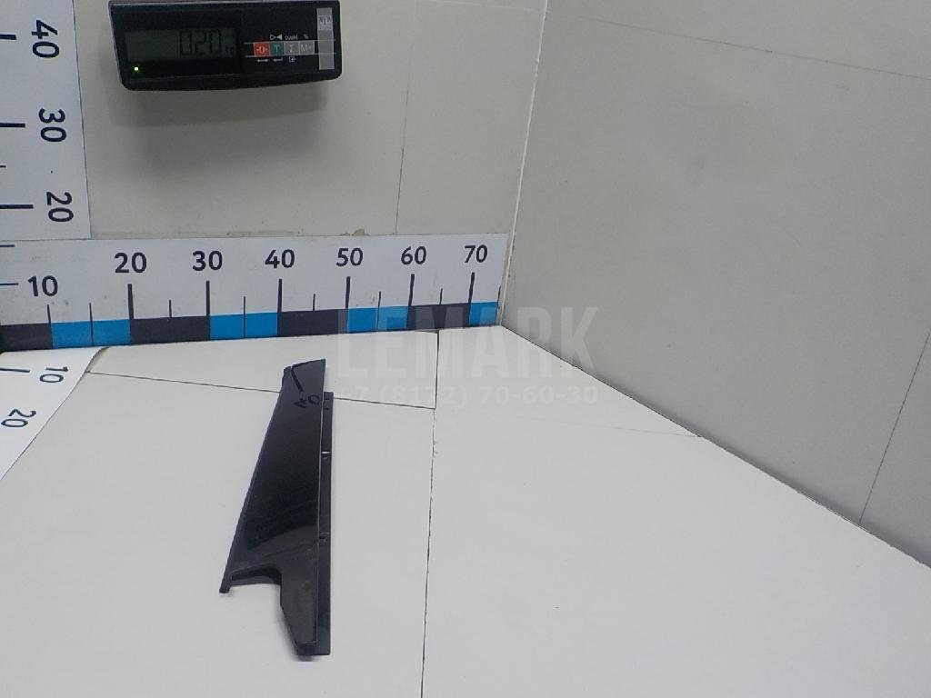 Накладка двери задней левой