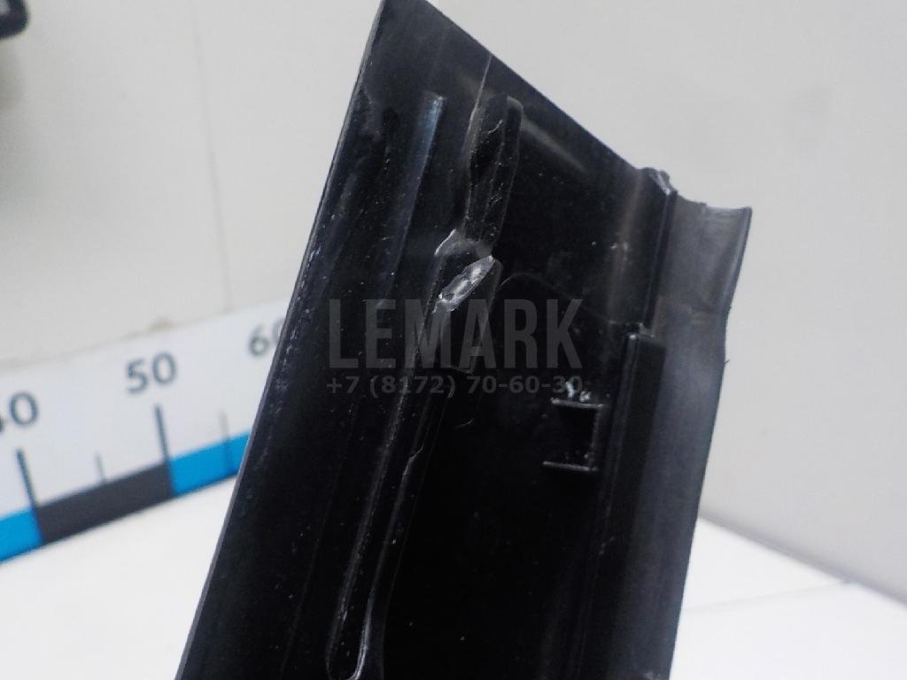 Накладка двери задней левой