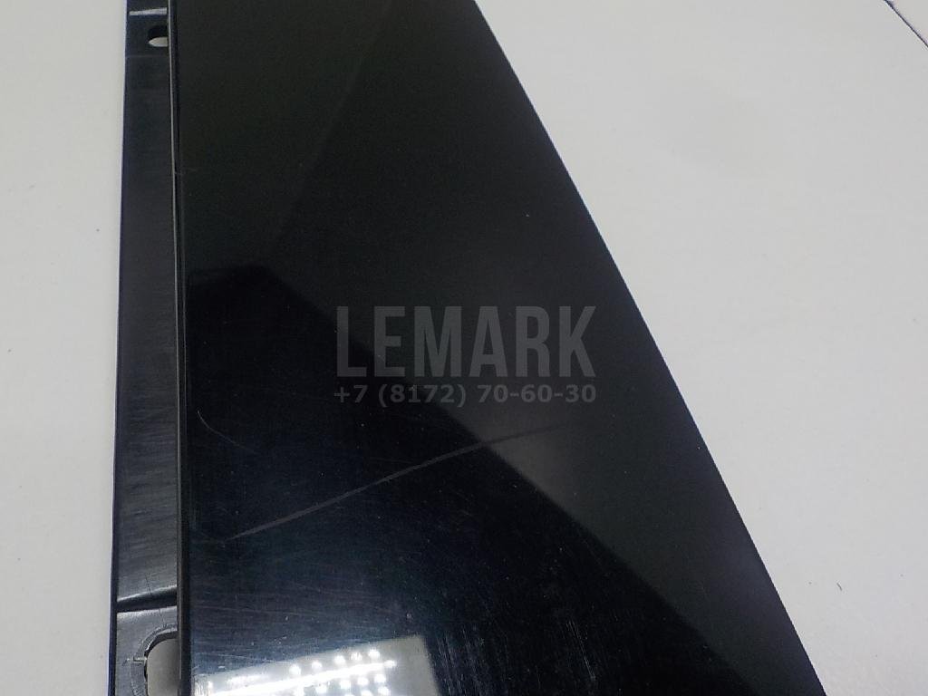 Накладка двери задней правой