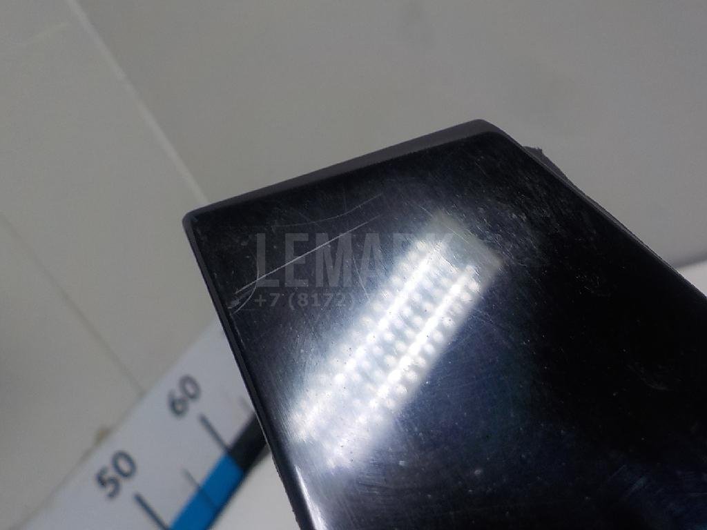 Накладка двери задней правой