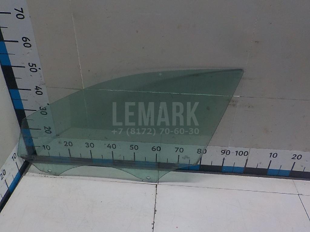 Стекло двери передней левой