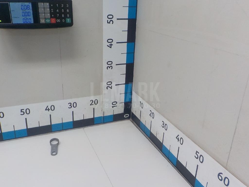 Кронштейн глушителя