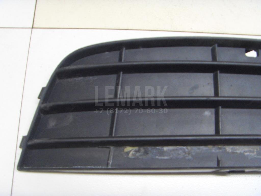 Решетка в бампер правая