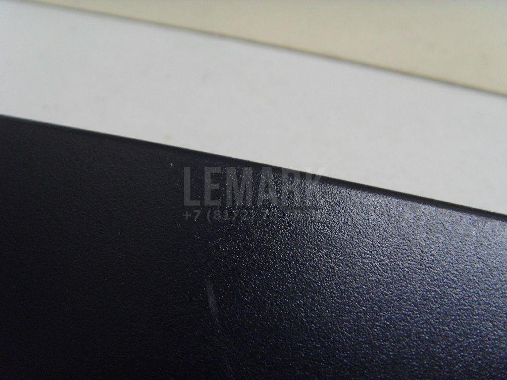 Накладка двери передней правой