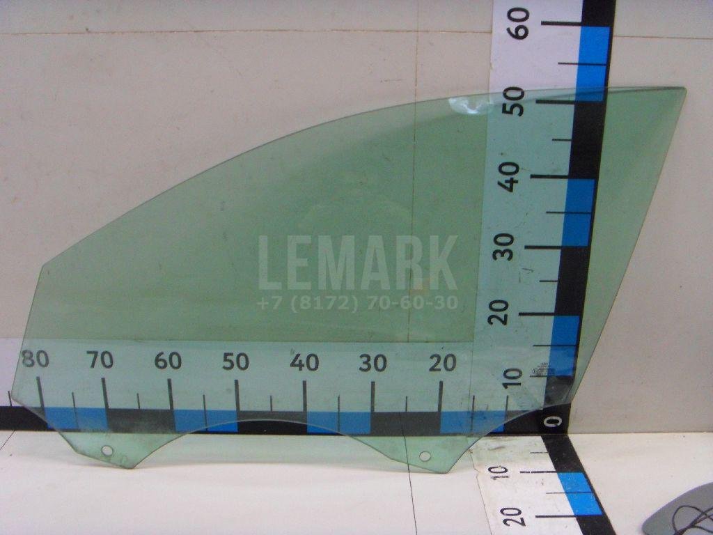 Стекло двери передней левой