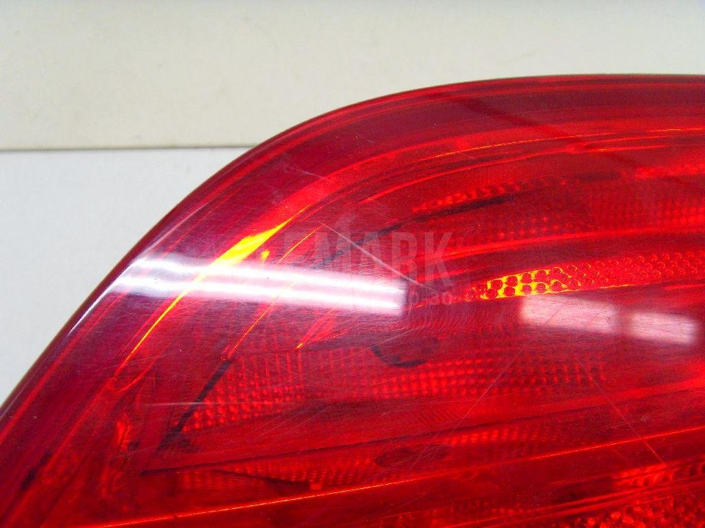 Фонарь задний внутренний правый