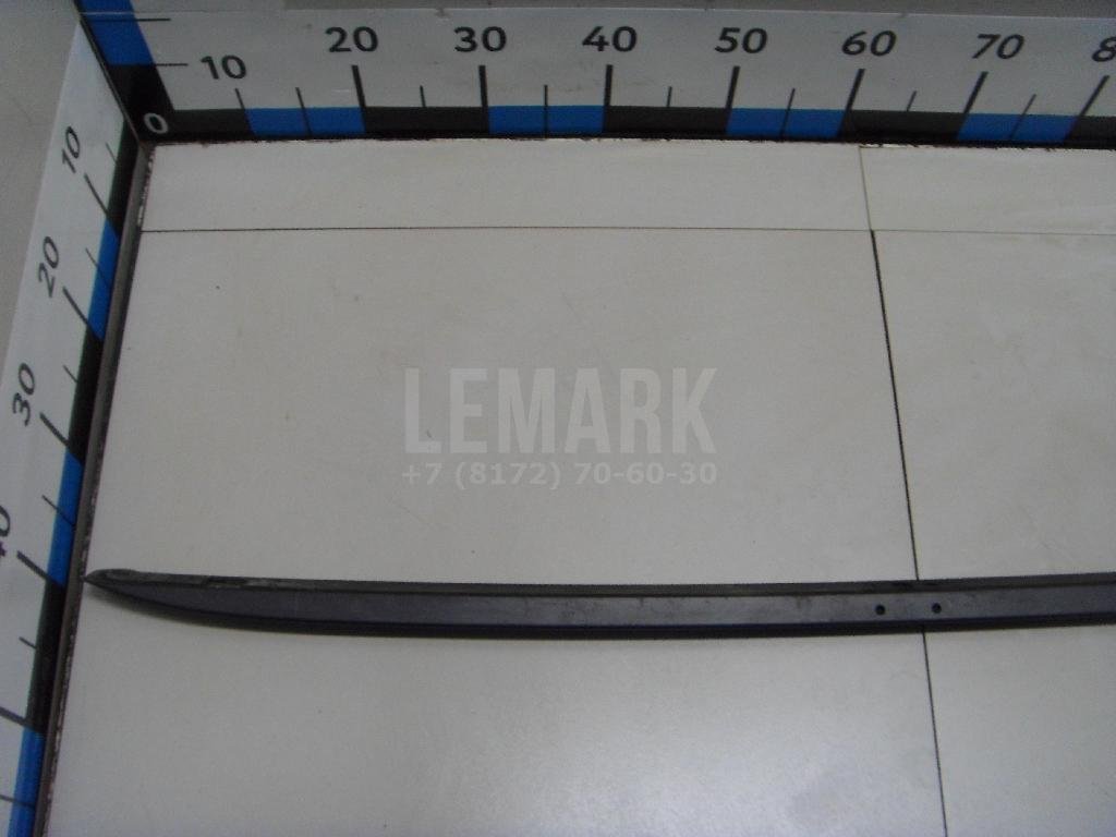 Рейлинг правый (планка на крышу)