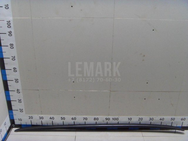 Рейлинг правый (планка на крышу)