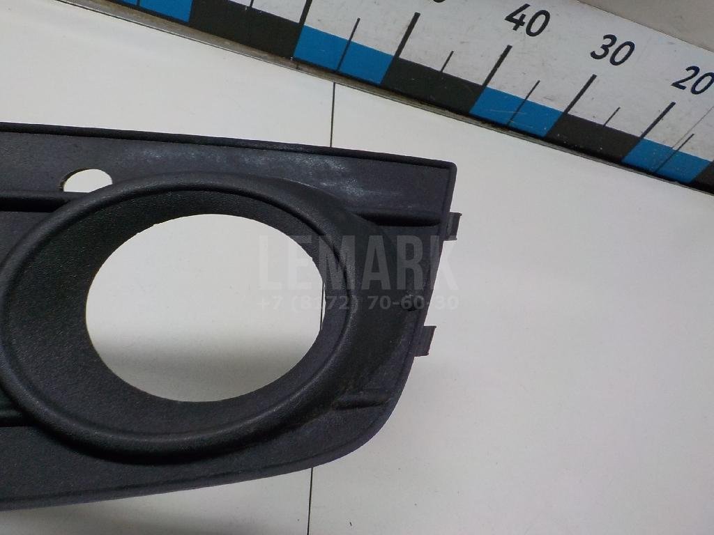 Решетка в бампер правая