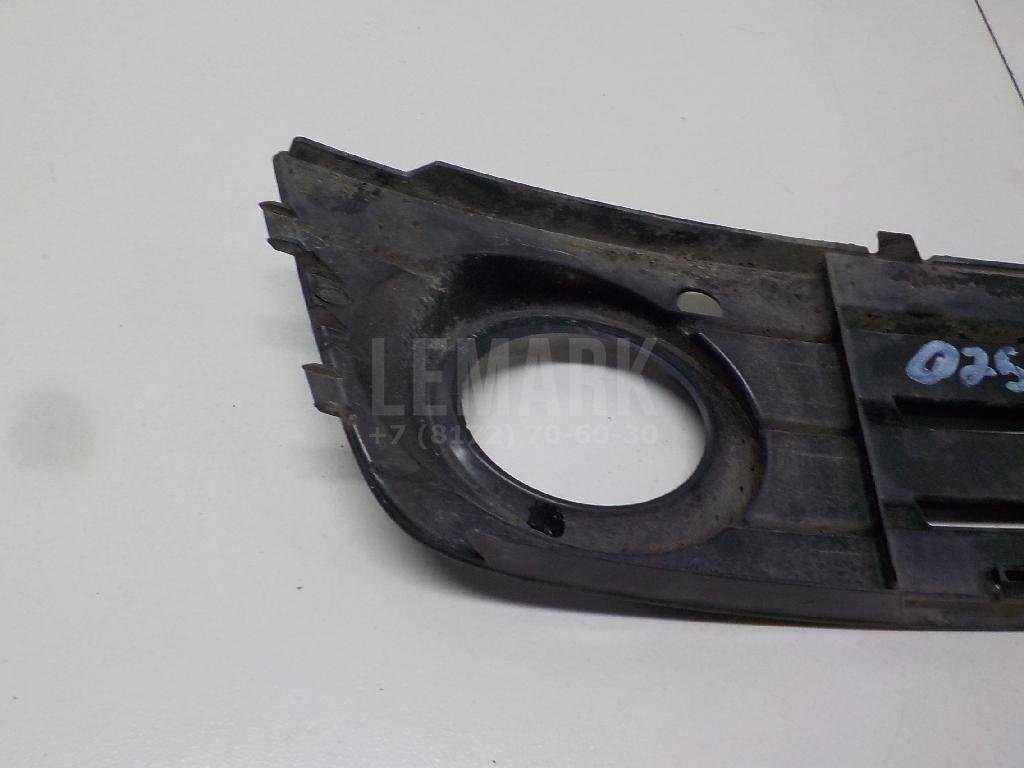 Решетка в бампер правая