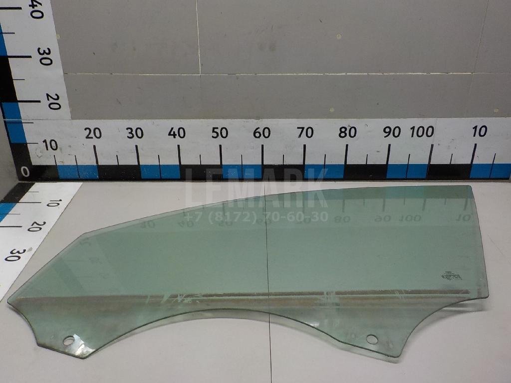 Стекло двери передней левой