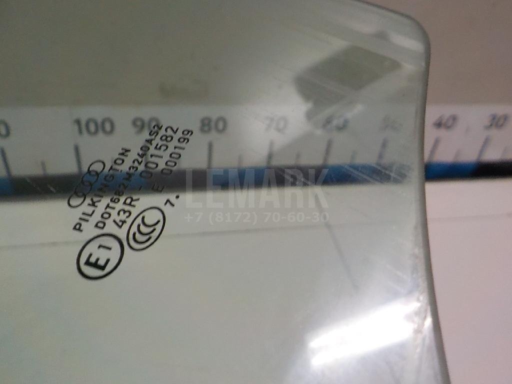 Стекло двери передней левой