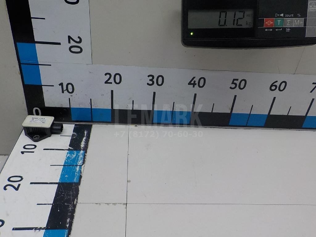 Датчик ускорения