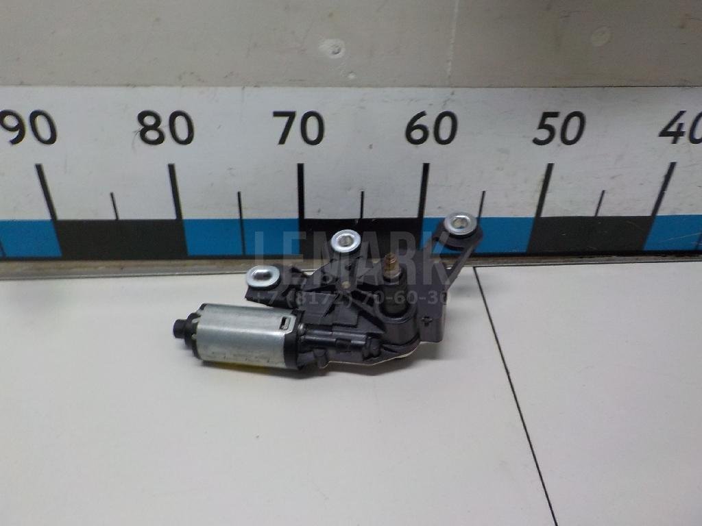 Моторчик стеклоочистителя задний для  Audi 100 [C4] 1991-1994