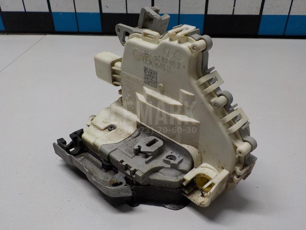 Замок двери передней левой