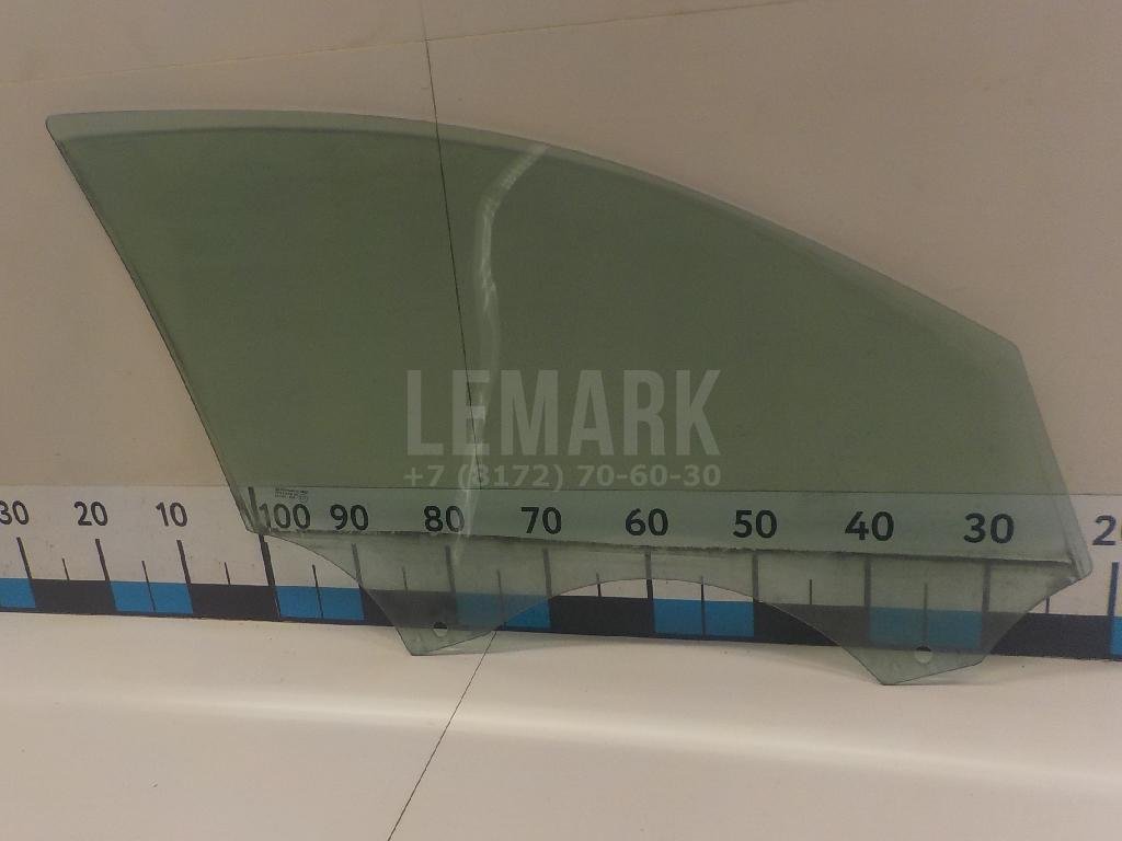 Стекло двери передней левой