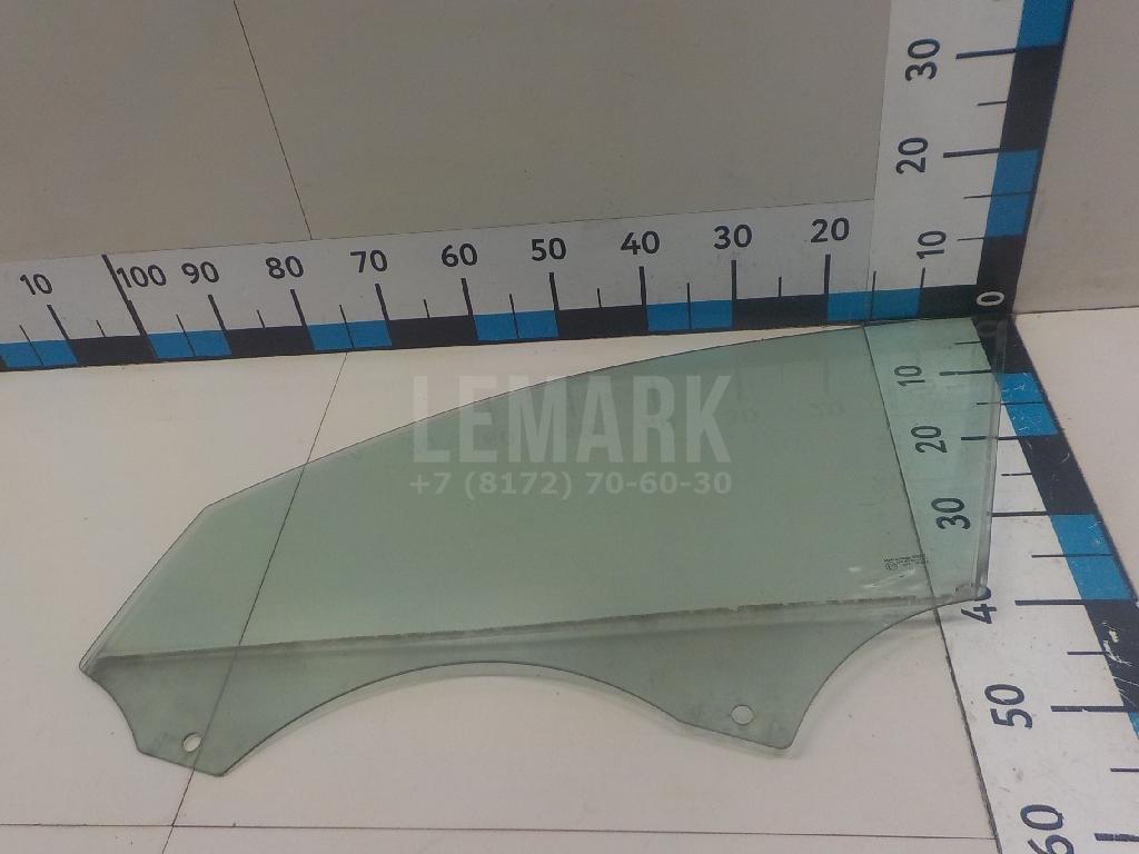 Стекло двери передней левой