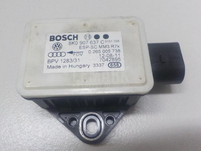 Датчик ускорения