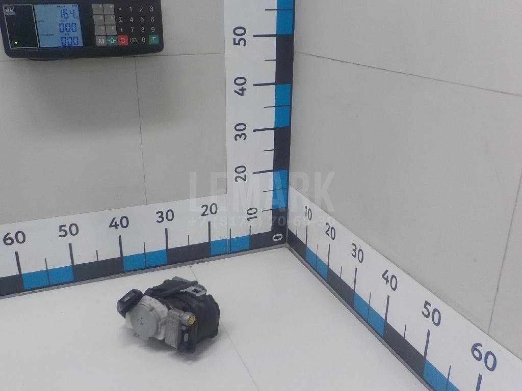 Ремень безопасности с пиропатроном